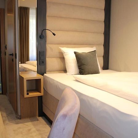 Hotel Reutlinger Hof ريوتلنجن المظهر الخارجي الصورة