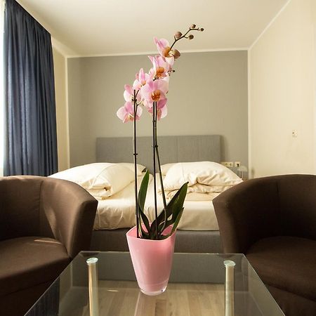 Hotel Reutlinger Hof ريوتلنجن المظهر الخارجي الصورة