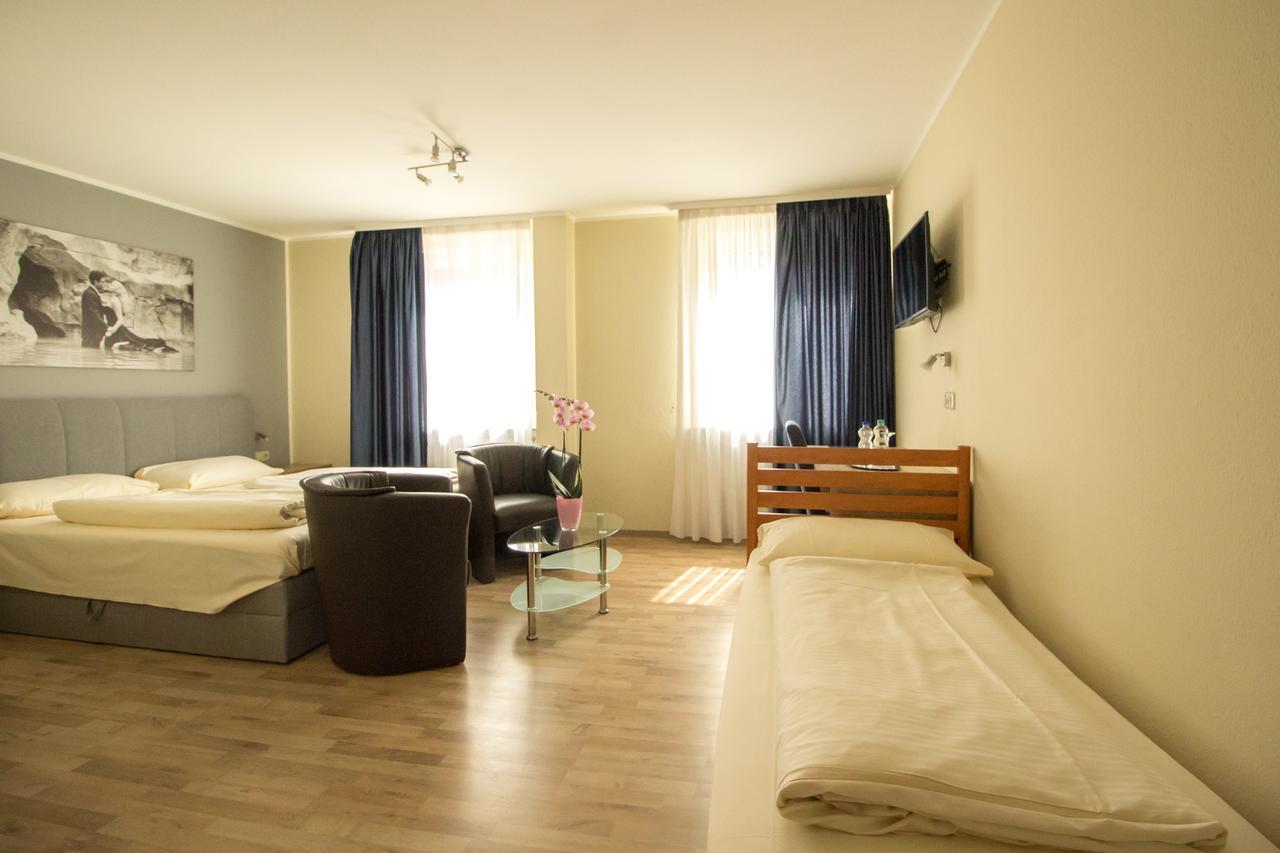 Hotel Reutlinger Hof ريوتلنجن المظهر الخارجي الصورة